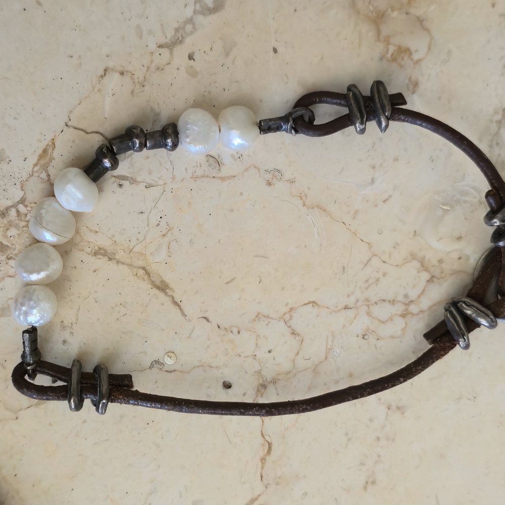 Silpada Brown Leather and White Pearl Necklace & Bracelet - Picture 4 of 9